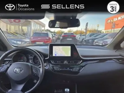 Photo 7 Toyota C-HR  122h Distinctive 2WD E-CVT MY22