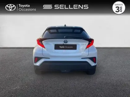 Photo 3 Toyota C-HR  122h Distinctive 2WD E-CVT MY22