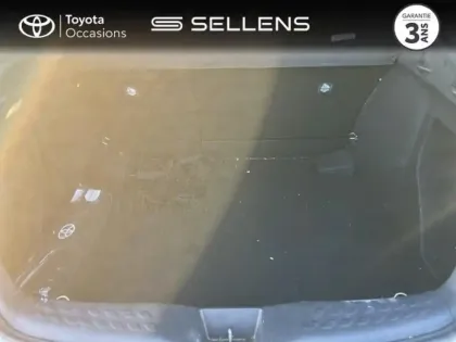 Photo 9 Toyota C-HR  122h Distinctive 2WD E-CVT MY22