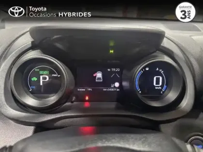 Photo 28 Toyota Yaris  116h Design 5p MY22