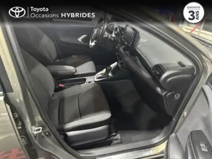 Photo 20 Toyota Yaris  116h Design 5p MY22
