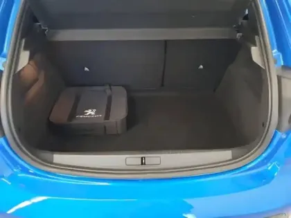 Photo 8 Peugeot 208  e- 136ch Allure