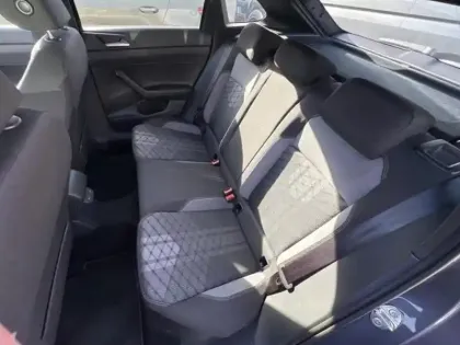 Photo 12 Volkswagen Taigo  1.0 TSI 116ch R-Line DSG7