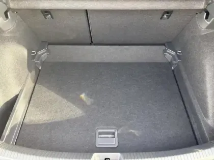 Photo 16 Volkswagen Taigo  1.0 TSI 116ch R-Line DSG7