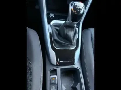 Photo 11 Volkswagen T-roc  2.0 TDI 116ch Life Plus