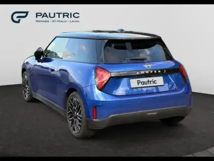 Photo 32 Mini Cooper  3 Portes SE 218ch Favoured