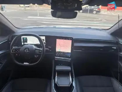 Photo 29 Renault Austral  1.2 E-TECH FULL HYBRID 200CH ICONIC- 24