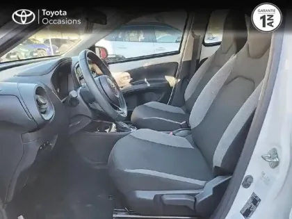 Photo 10 Toyota Aygo  X 1.0 VVT-i 72ch Dynamic S-CVT