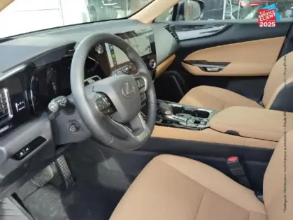 Photo 14 Lexus Nx  450h+ 292ch Luxe Plus 4WD MY26