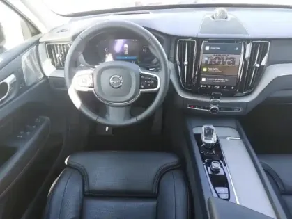 Photo 9 Volvo Xc60  T6 Hybride Rechargeable 253 + 145ch Utra Style Chrome Geartronic 8 AWD