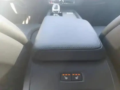 Photo 6 Volvo Xc60  T6 Hybride Rechargeable 253 + 145ch Utra Style Chrome Geartronic 8 AWD