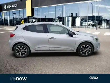 Photo 6 Renault Clio  1.6 E-Tech hybride 145ch Techno
