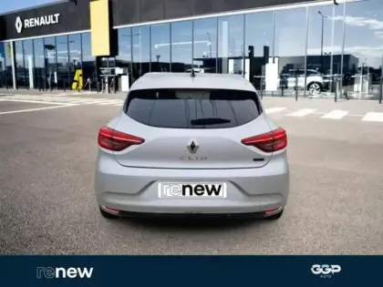 Photo 4 Renault Clio  1.6 E-Tech hybride 145ch Techno