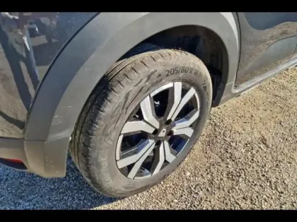 Photo 12 Dacia Sandero  1.0 TCe 90ch Stepway CONFORT