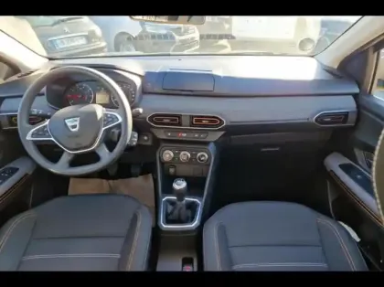 Photo 8 Dacia Sandero  1.0 TCe 90ch Stepway CONFORT