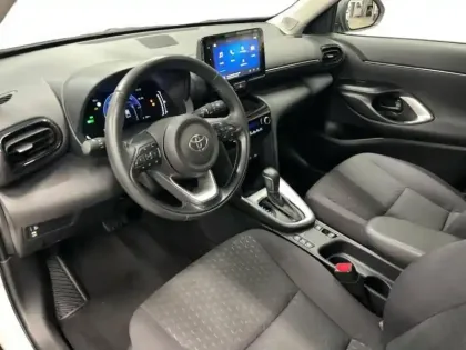 Photo 13 Toyota Yaris  Cross 116h Dynamic MC24