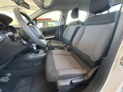 Photo 11 Citroën C3  PureTech 82ch Graphic S&S E6.d