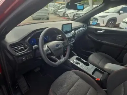 Photo 13 Ford Kuga  2.5 Duratec 190ch FHEV E85 ST-Line BVA