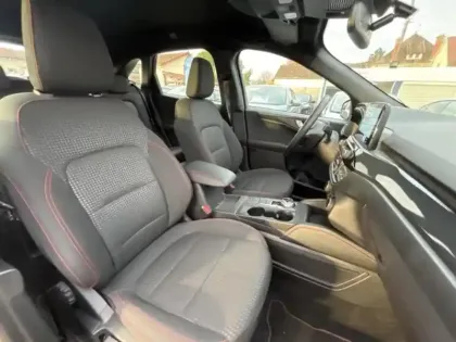 Photo 25 Ford Kuga  2.5 Duratec 190ch FHEV E85 ST-Line BVA