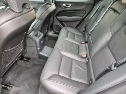 Photo 6 Volvo Xc60  T6 Hybride Rechargeable 253 + 145ch Plus Style Dark Geartronic 8 AWD