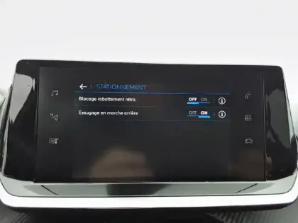 Photo 27 Peugeot 208  PureTech 100 S&S EAT8