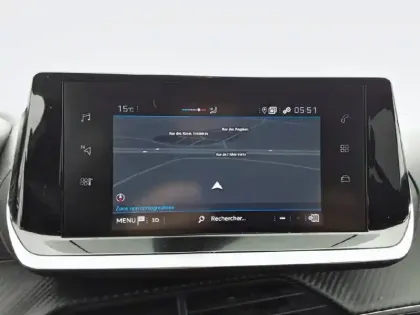 Photo 23 Peugeot 208  PureTech 100 S&S EAT8