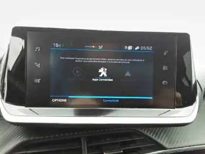 Photo 24 Peugeot 208  PureTech 100 S&S EAT8