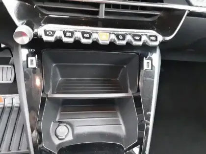 Photo 22 Peugeot 208  PureTech 100 S&S EAT8