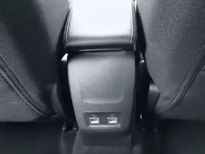 Photo 18 Peugeot 208  PureTech 100 S&S EAT8