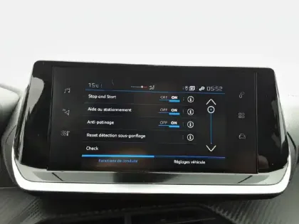 Photo 25 Peugeot 208  PureTech 100 S&S EAT8