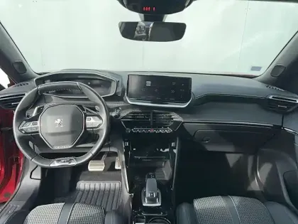 Photo 4 Peugeot 2008  BlueHDi 130 S&S EAT8