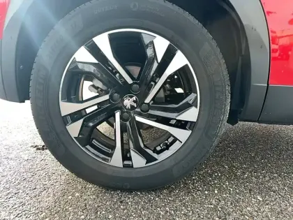 Photo 22 Peugeot 2008  BlueHDi 130 S&S EAT8