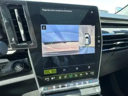 Photo 41 Renault Austral  full hybrid E-Tech 200 ch