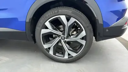 Photo 8 Renault Austral  E-Tech full hybrid 200 GSR2