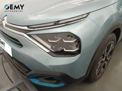 Photo 15 Citroën C4 e- 136 ch Automatique