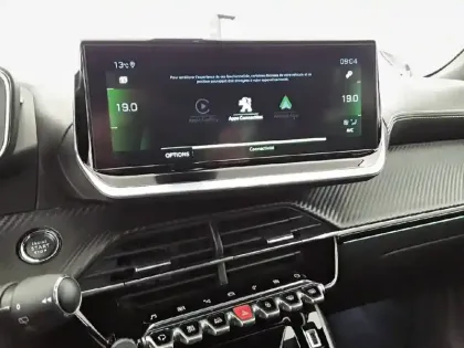 Photo 18 Peugeot 2008  BlueHDi 130 S&S EAT8