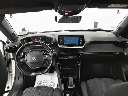 Photo 33 Peugeot 2008  BlueHDi 130 S&S EAT8