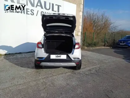 Photo 5 Renault Captur  E-Tech full hybrid 145