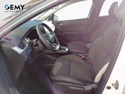 Photo 8 Renault Captur  E-Tech full hybrid 145