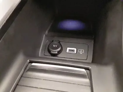 Photo 19 Peugeot 408  PureTech 130 ch S&S EAT8