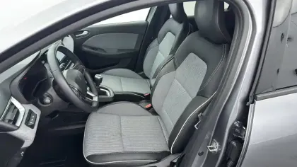 Photo 11 Renault Clio  Eco-G 100 ch GSR2