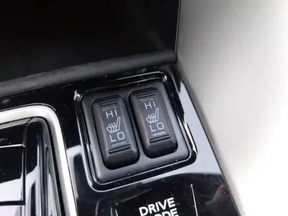 Photo 37 Mitsubishi Eclipse  Cross 2.4 MIVEC PHEV Twin Motor 4WD