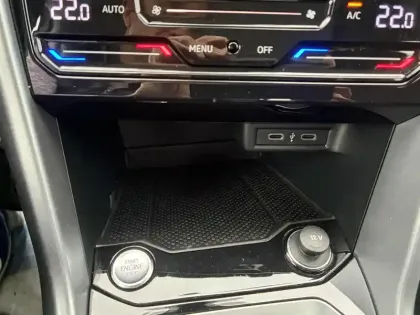 Photo 14 Volkswagen T-roc  2.0 TDI 116 Start/Stop BVM6