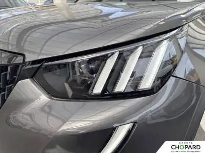 Photo 22 Peugeot 2008  PureTech 130 S&S EAT8