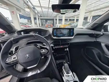 Photo 11 Peugeot 2008  PureTech 130 S&S EAT8