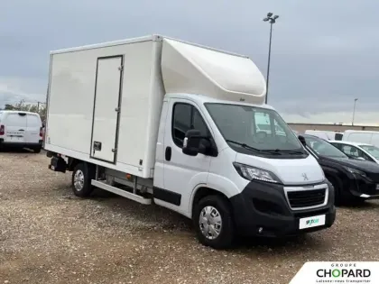 Photo 65 Peugeot Boxer  CC 435 L4 BLUEHDI 165 S&S