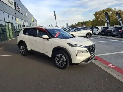 Photo 2 Nissan X-trail  e-POWER 213 ch e-4ORCE 7 Places