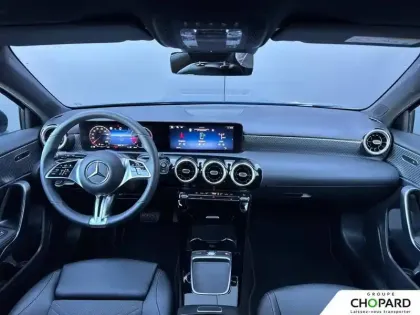 Photo 11 Mercedes Classe A  180 d 8G-DCT