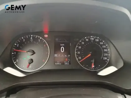 Photo 14 Renault Captur  TCe 90