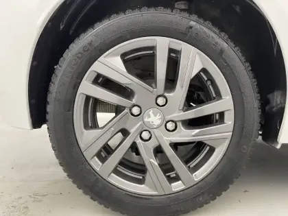 Photo 49 Peugeot 208 Gén. II Ph1 NG Active Pack 5